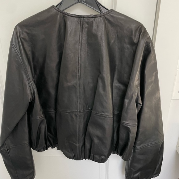 Madewell Black Cropped Leather Bomber Jacket - Picture 6 of 8